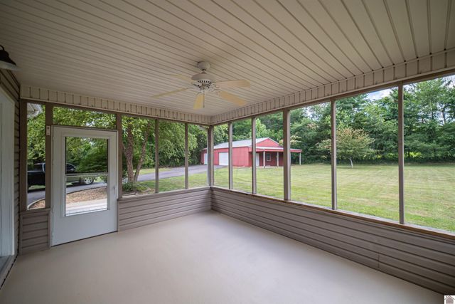 1515 Krebs Station Road, Paducah, KY 42003
