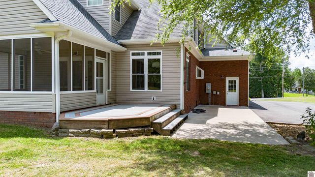 1515 Krebs Station Road, Paducah, KY 42003