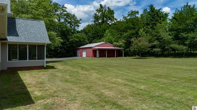 1515 Krebs Station Road, Paducah, KY 42003