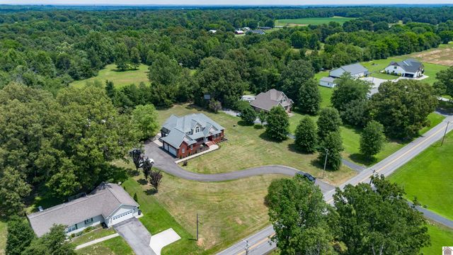 1515 Krebs Station Road, Paducah, KY 42003