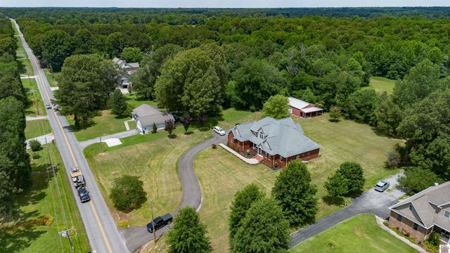 1515 Krebs Station Road, Paducah, KY 42003
