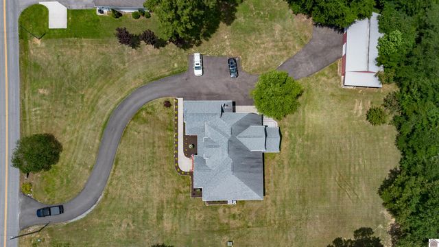 1515 Krebs Station Road, Paducah, KY 42003