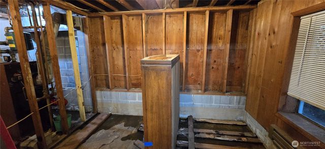 4821 164th Street SW, Edmonds, WA 98026