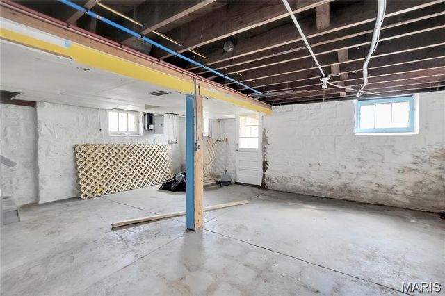 4556 Carter Avenue, St Louis, MO 63115