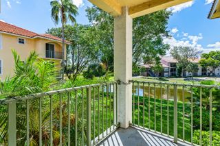 1977 BRANDYWINE Road 305, West Palm Beach, FL 33409