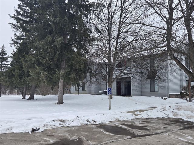 3814 Sparrow Wood Drive, Ann Arbor, MI 48108