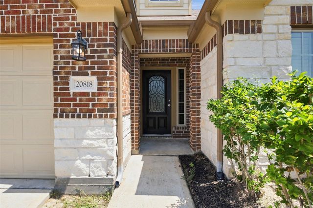 20818 Falcon Hill Street, Humble, TX 77338