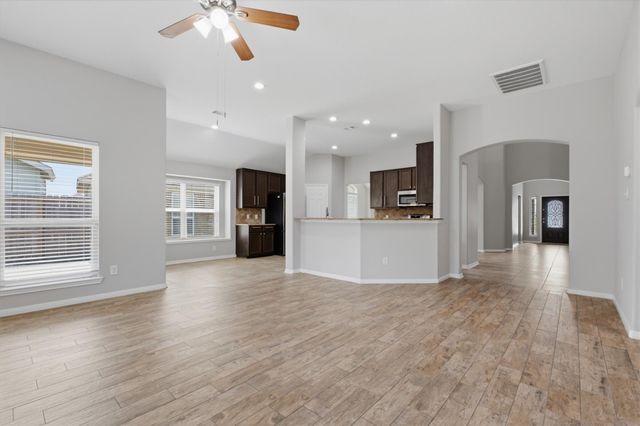 20818 Falcon Hill Street, Humble, TX 77338