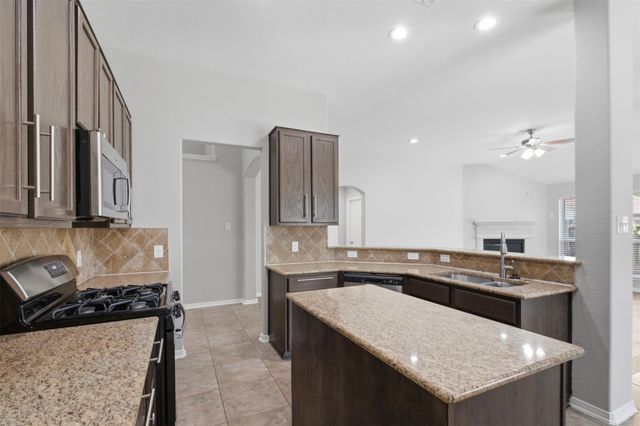 20818 Falcon Hill Street, Humble, TX 77338