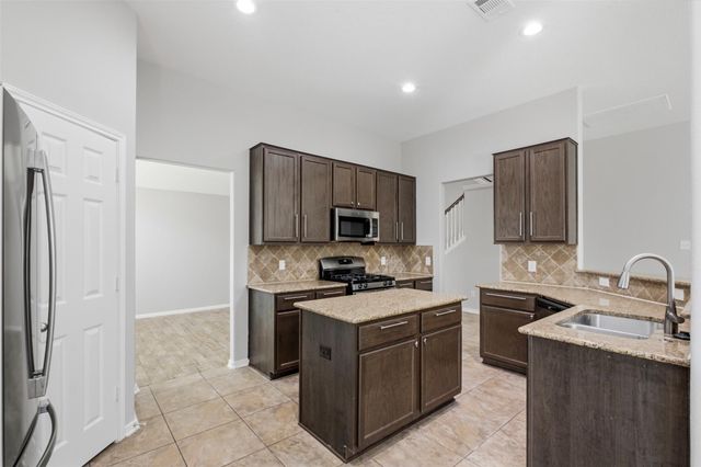 20818 Falcon Hill Street, Humble, TX 77338