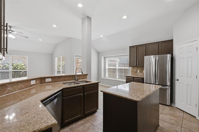 20818 Falcon Hill Street, Humble, TX 77338