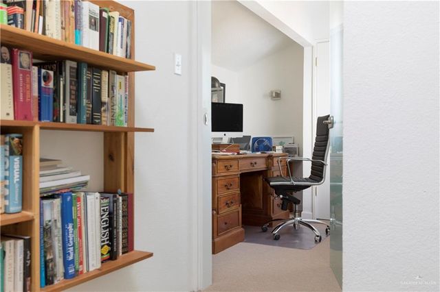 129 W Sunflower Avenue, Mcallen, TX 78504