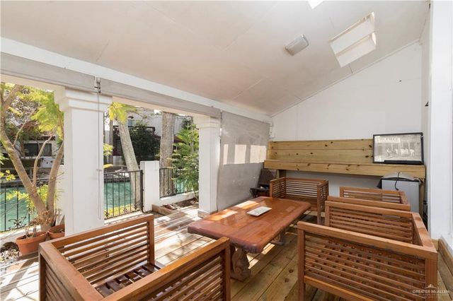 129 W Sunflower Avenue, Mcallen, TX 78504