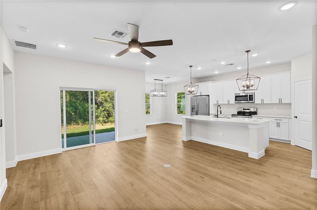 9135 103rd Court, Vero Beach, FL 32967