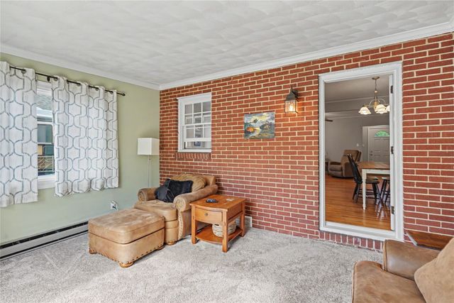 3011 48th Street, Des Moines, IA 50310
