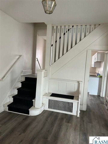 317 E Spring Street, Mankato, MN 56001