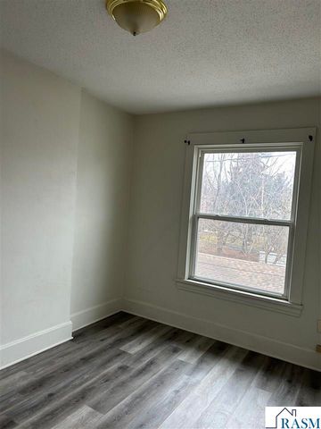 317 E Spring Street, Mankato, MN 56001