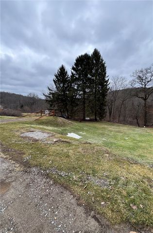 283 Argyle St, Petrolia Boro, PA 16050