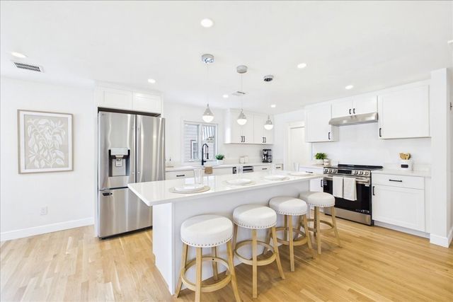 40 Dix Street, Waltham, MA 02453