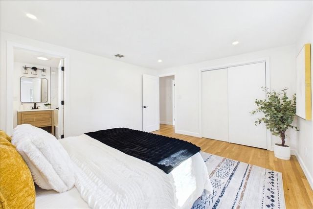 40 Dix Street, Waltham, MA 02453