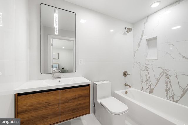 1242 CLEARFIELD CIR, Lutherville Timonium, MD 21093