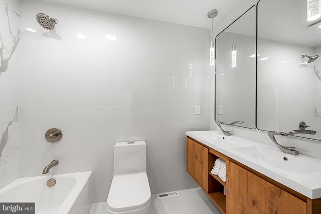 1242 CLEARFIELD CIR, Lutherville Timonium, MD 21093