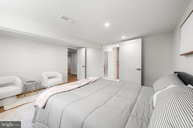 1242 CLEARFIELD CIR, Lutherville Timonium, MD 21093