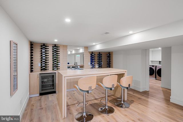 1242 CLEARFIELD CIR, Lutherville Timonium, MD 21093