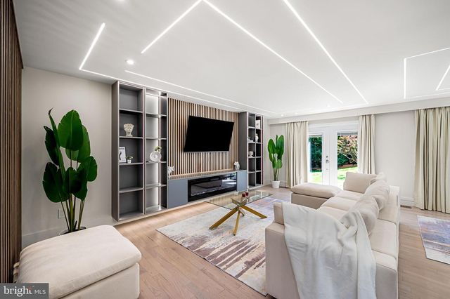 1242 CLEARFIELD CIR, Lutherville Timonium, MD 21093