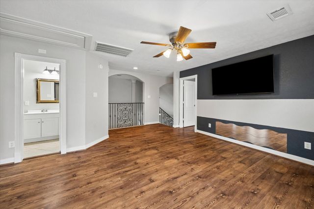 16542 Crossfield Drive, Houston, TX 77095