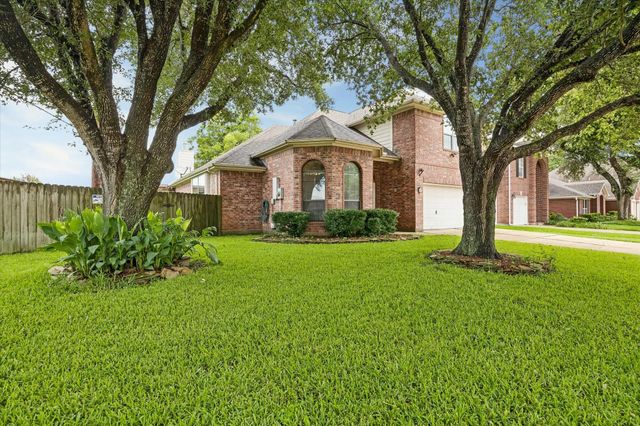 16542 Crossfield Drive, Houston, TX 77095