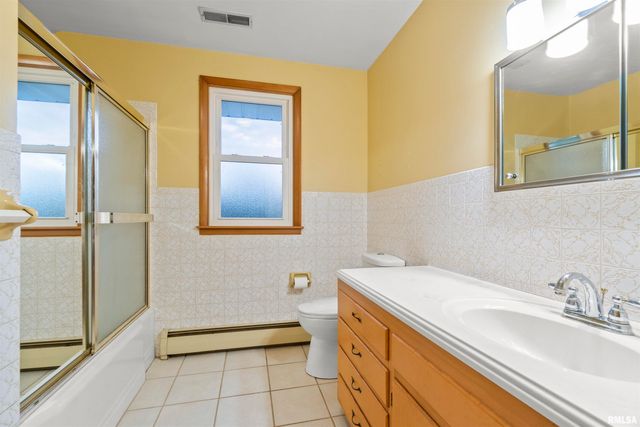 304 BROOKVIEW Road, East Peoria, IL 61611