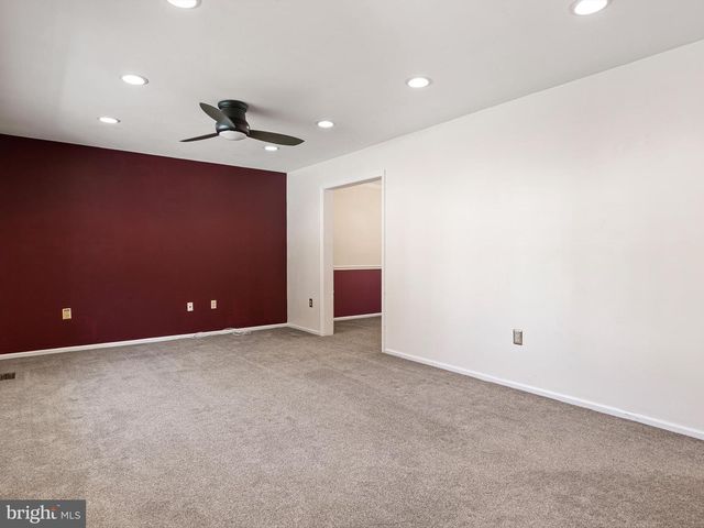 922 WHITE CLAY TER, Bear, DE 19701