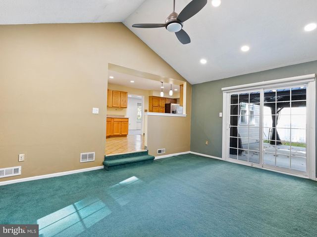 922 WHITE CLAY TER, Bear, DE 19701