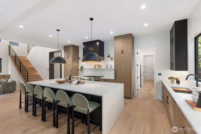 1755 173rd Avenue NE, Bellevue, WA 98008