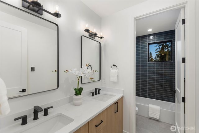 1755 173rd Avenue NE, Bellevue, WA 98008