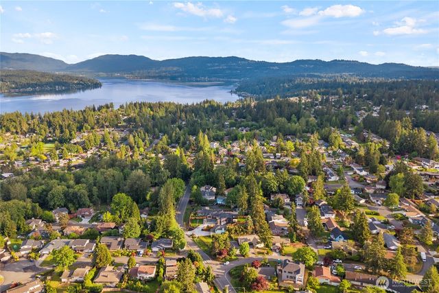 1755 173rd Avenue NE, Bellevue, WA 98008