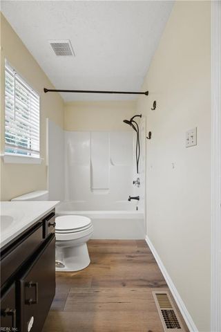 2 Compton CT, Hampton, VA 23666