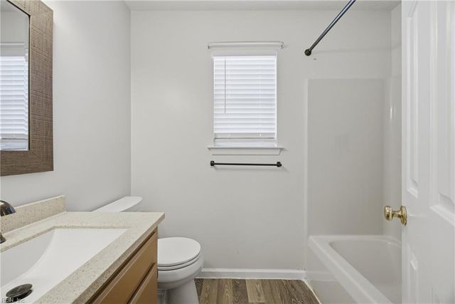 2 Compton CT, Hampton, VA 23666