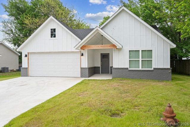 101 Zachary Drive, Grove, OK 74344