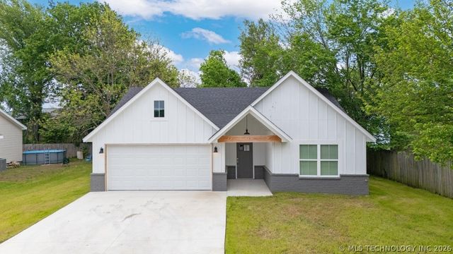 101 Zachary Drive, Grove, OK 74344
