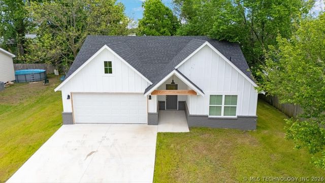 101 Zachary Drive, Grove, OK 74344
