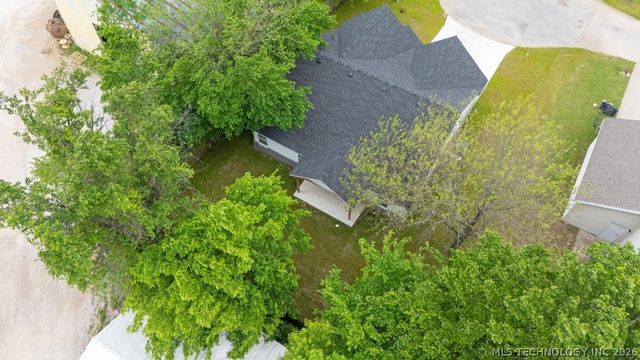 101 Zachary Drive, Grove, OK 74344
