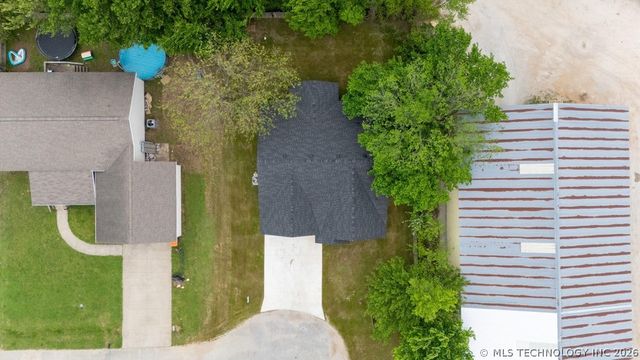 101 Zachary Drive, Grove, OK 74344