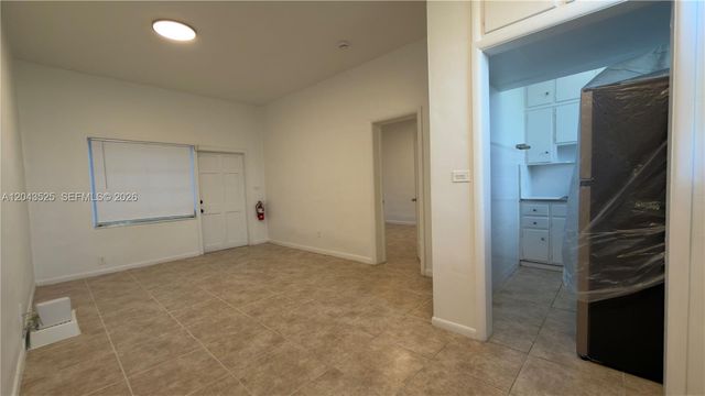 808 84th St 812, Miami Beach, FL 33141