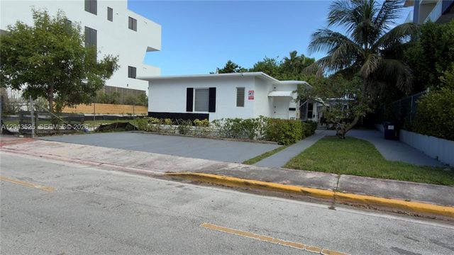 808 84th St 812, Miami Beach, FL 33141