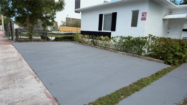 808 84th St 812, Miami Beach, FL 33141