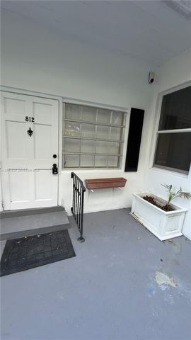 808 84th St 812, Miami Beach, FL 33141