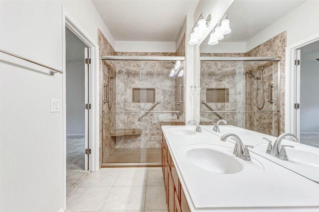 13600 Breton Ridge Street 6A, Houston, TX 77070