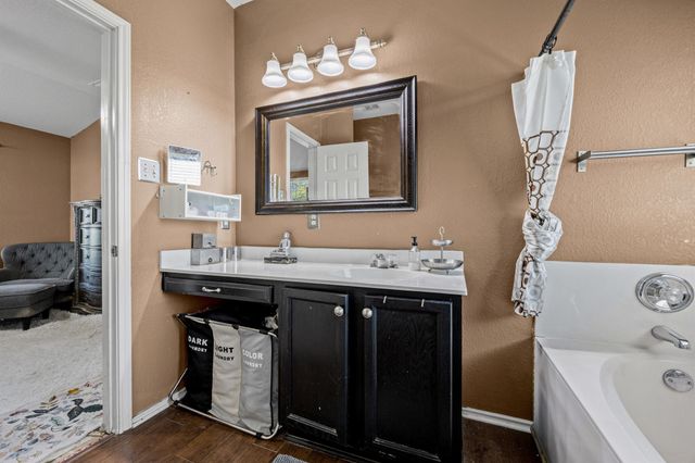 641 Fort Thomas PL, Round Rock, TX 78664